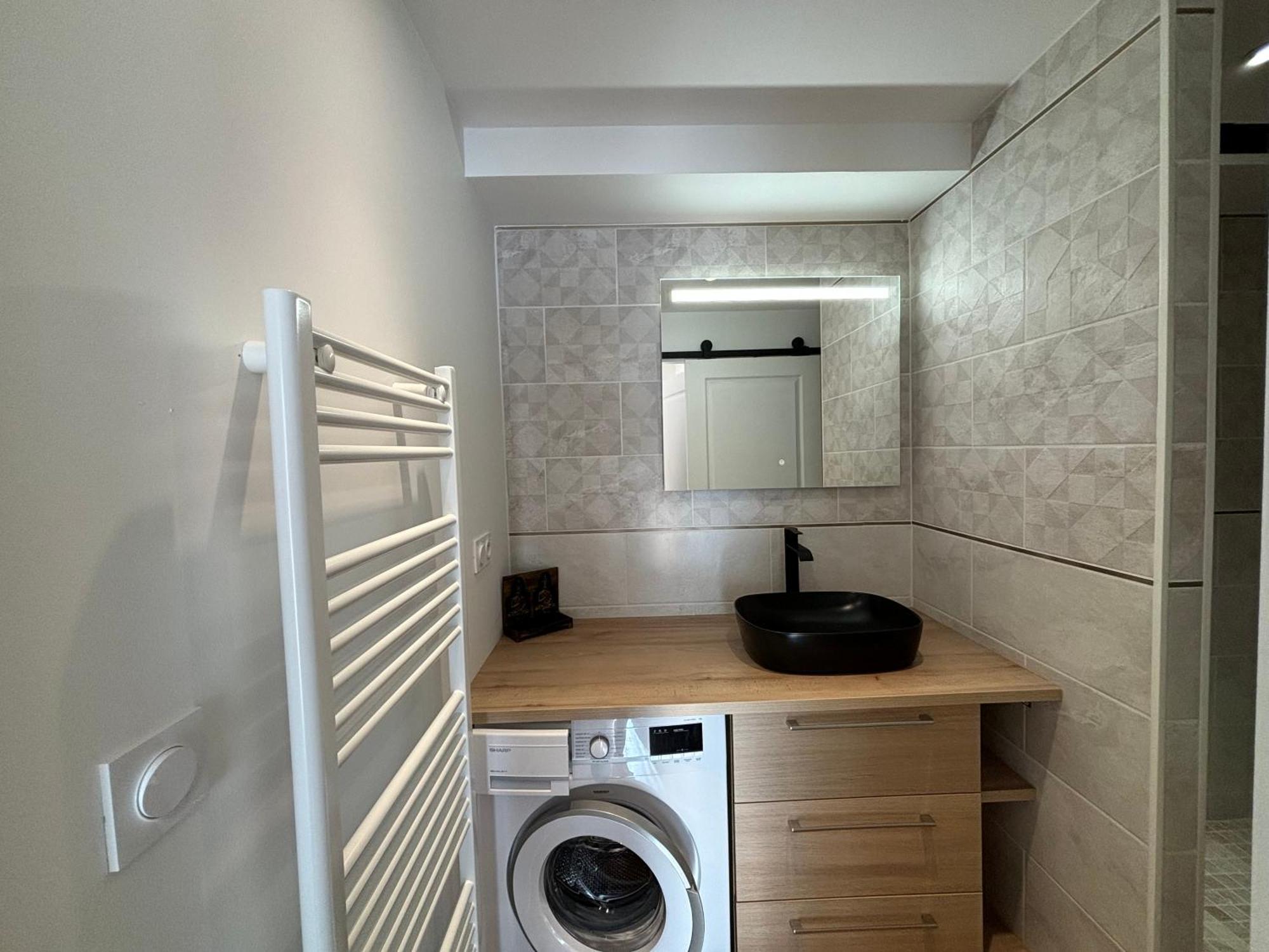 Location D'Un Superbe Appartement Avec Piscine Roquebrune-sur Argens Ngoại thất bức ảnh