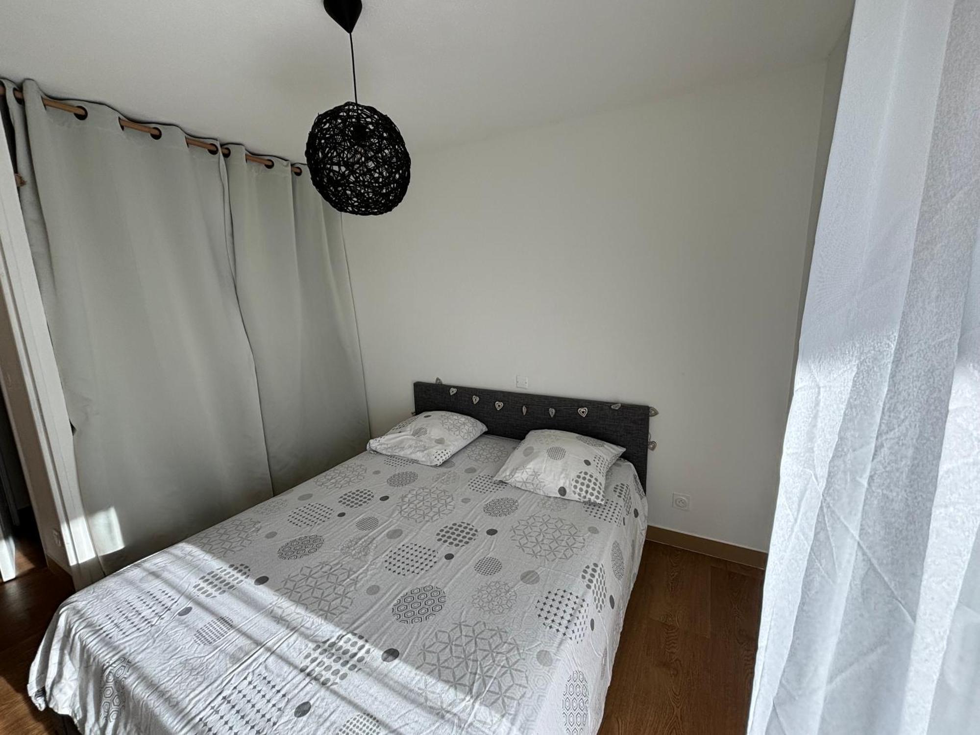 Location D'Un Superbe Appartement Avec Piscine Roquebrune-sur Argens Ngoại thất bức ảnh